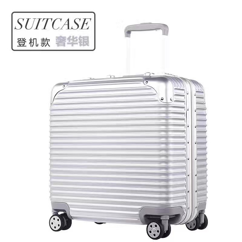 Nhà máy sản xuất hộp đựng bánh xe phổ thông khung nhôm 18 inch thiết kế tùy chỉnh